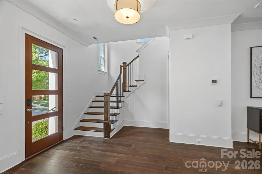 2023 Lynnwood Drive Charlotte NC 28209