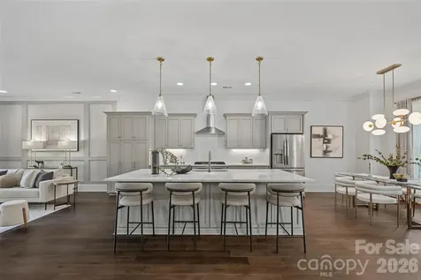 2023 Lynnwood Drive Charlotte NC 28209
