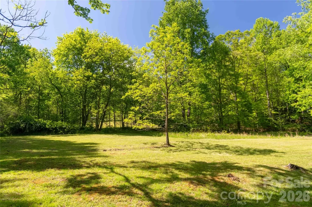 60 Virgels Mountain Road Burnsville NC 28714