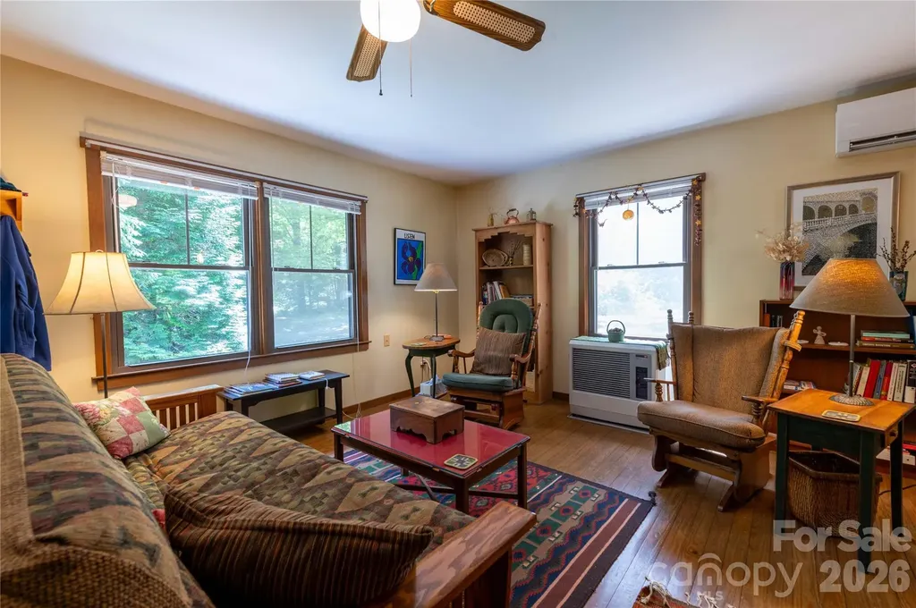 60 Virgels Mountain Road Burnsville NC 28714