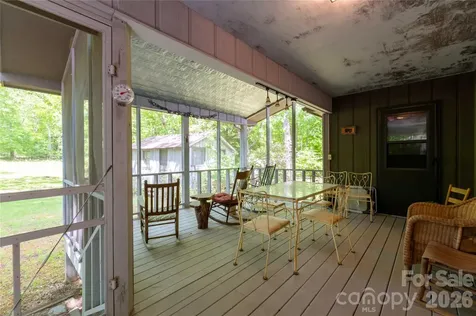 60 Virgels Mountain Road Burnsville NC 28714