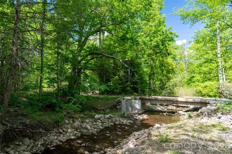 60 Virgels Mountain Road Burnsville NC 28714