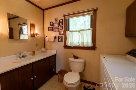 60 Virgels Mountain Road Burnsville NC 28714
