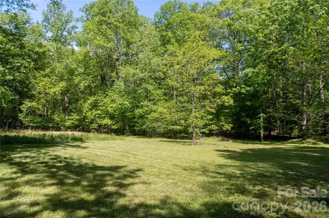 60 Virgels Mountain Road Burnsville NC 28714