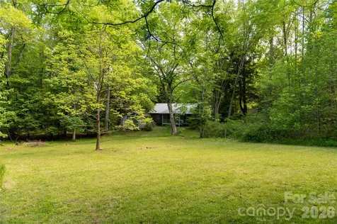 60 Virgels Mountain Road Burnsville NC 28714
