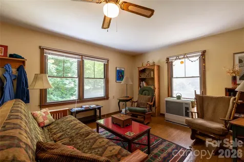 60 Virgels Mountain Road Burnsville NC 28714