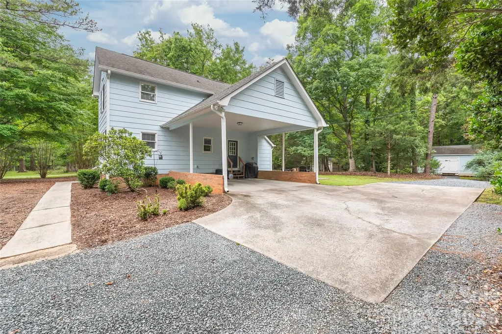 7012 Knotty Pine Road Waxhaw NC 28173