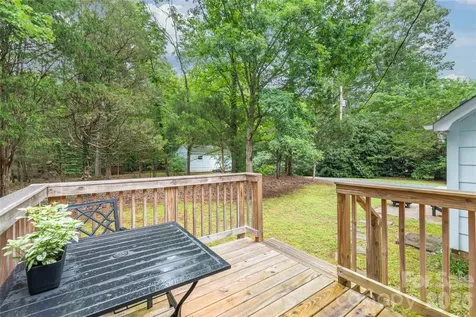 7012 Knotty Pine Road Waxhaw NC 28173