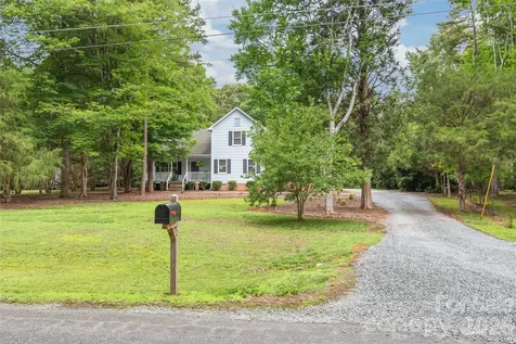 7012 Knotty Pine Road Waxhaw NC 28173