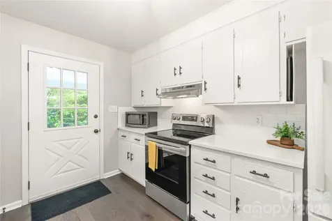 7012 Knotty Pine Road Waxhaw NC 28173