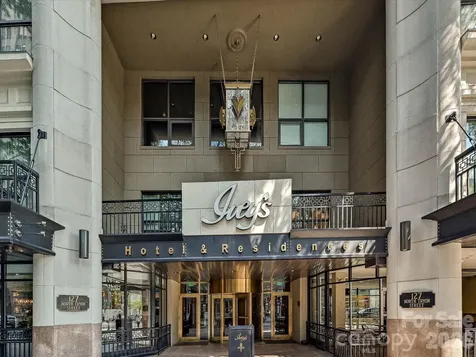 127 N Tryon Street Charlotte NC 28202
