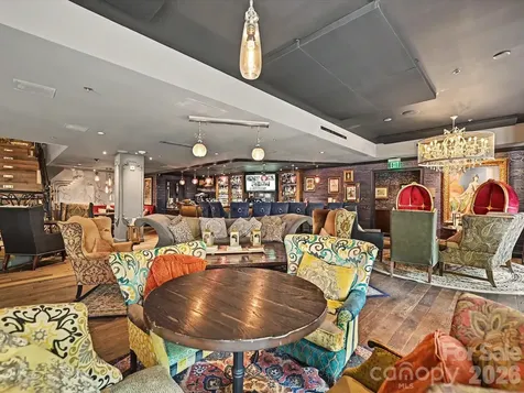 127 N Tryon Street Charlotte NC 28202