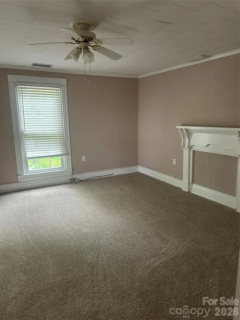 1407 N College Avenue Newton NC 28658