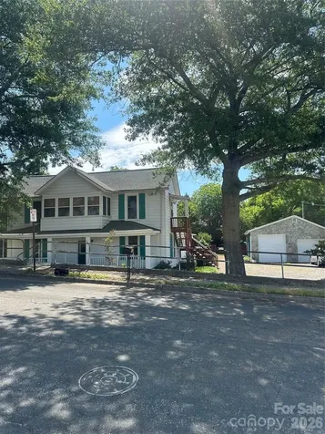 1407 N College Avenue Newton NC 28658