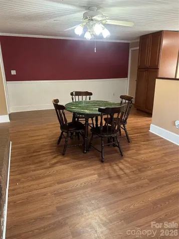 1407 N College Avenue Newton NC 28658