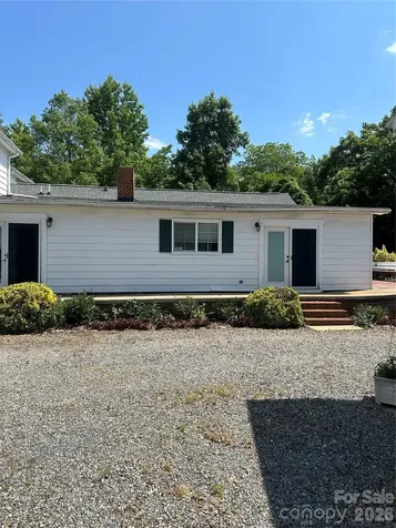 1407 N College Avenue Newton NC 28658