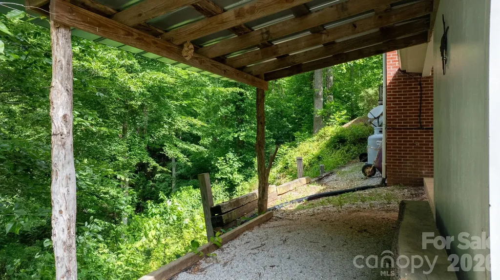 4073 Nc 226a Highway Marion NC 28752