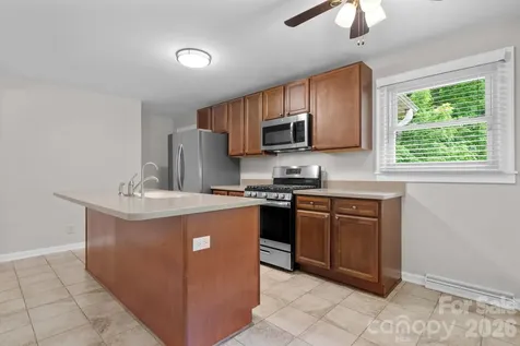 4073 226 A Highway Marion NC 28752