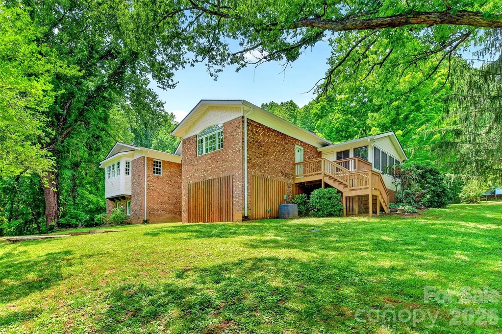 104 Valley Vista Drive Black Mountain NC 28711