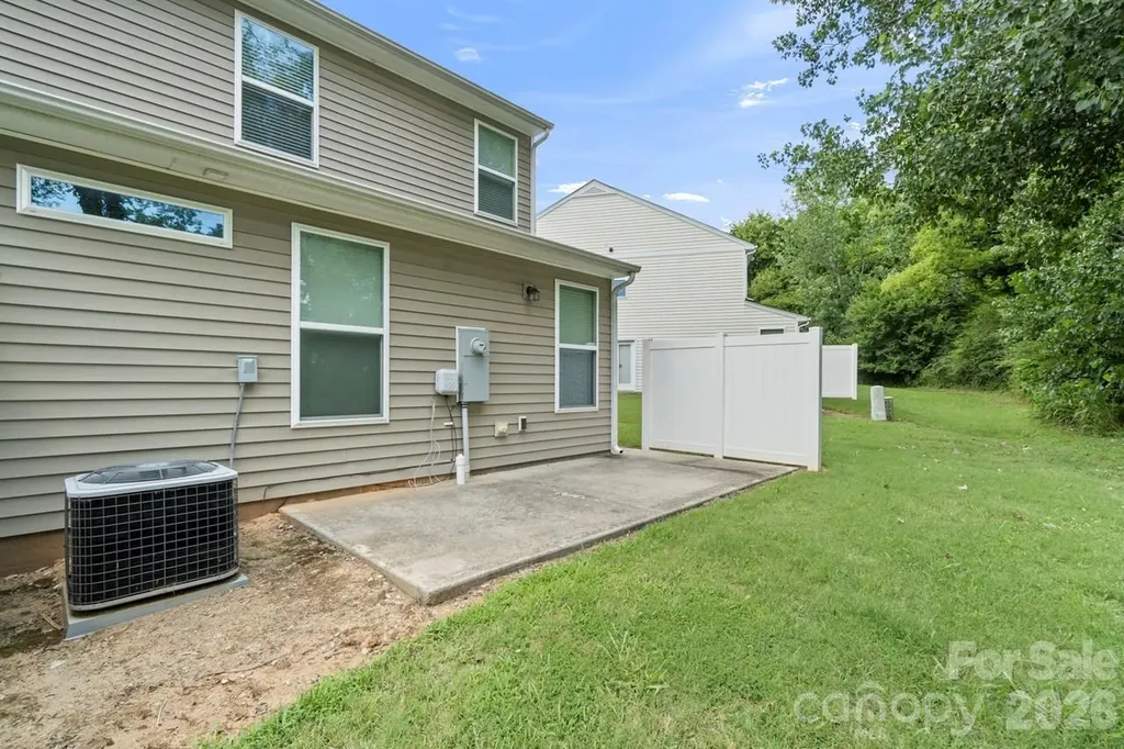 1880 Aston Mill Place Charlotte NC 28273