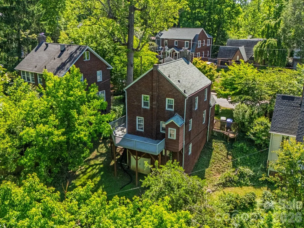 15 Sylvan Avenue Asheville NC 28801