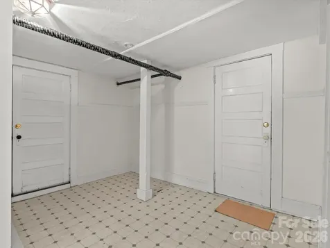 15 Sylvan Avenue Asheville NC 28801