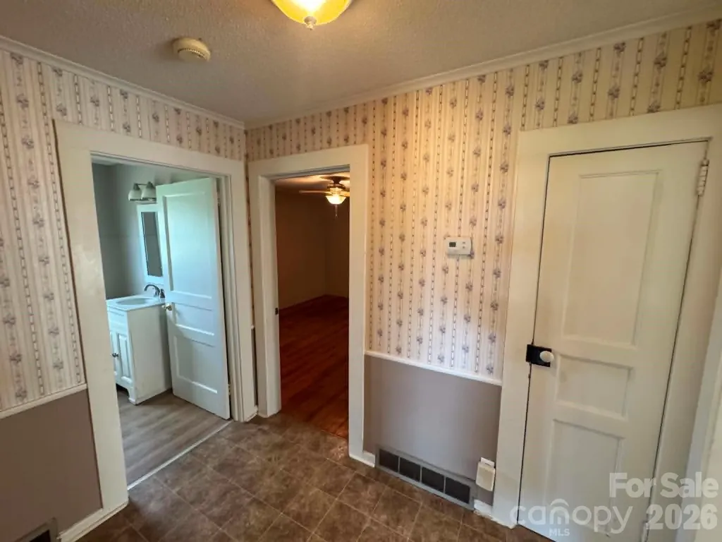 1230 Zephyr Mountain Park Road State Road NC 28676
