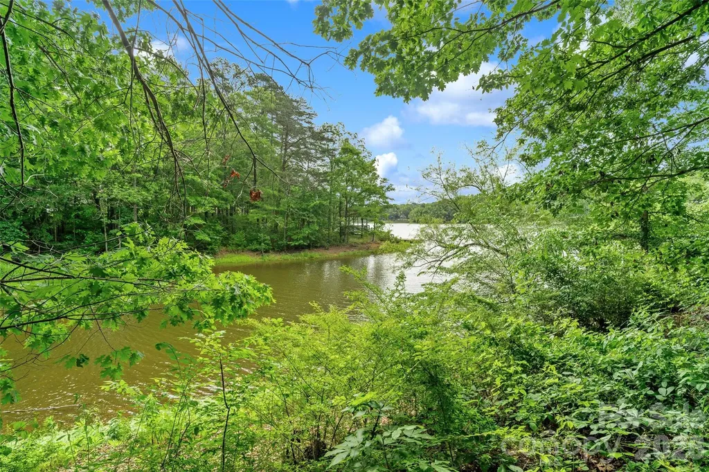 3406 Peninsula Court Monroe NC 28110