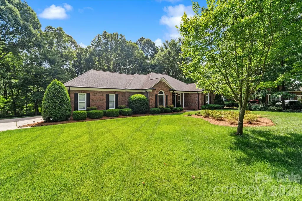 3406 Peninsula Court Monroe NC 28110