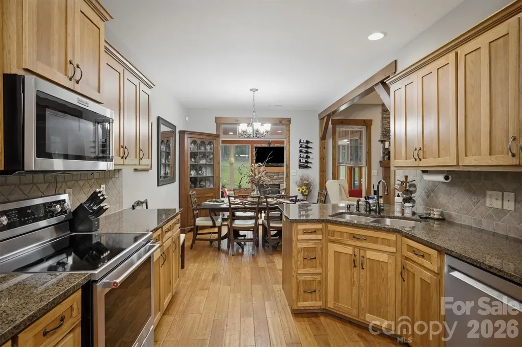 2185 Cottage Park Road Morganton NC 28655