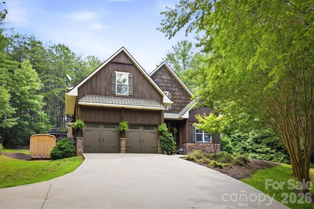 2185 Cottage Park Road Morganton NC 28655