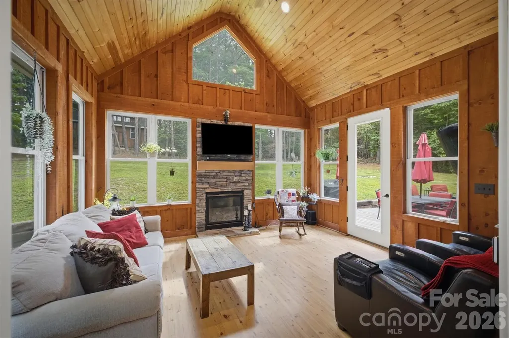 2185 Cottage Park Road Morganton NC 28655