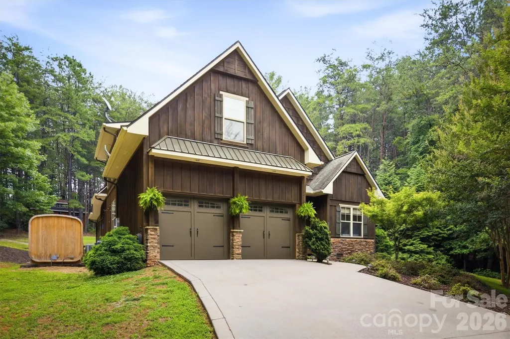 2185 Cottage Park Road Morganton NC 28655