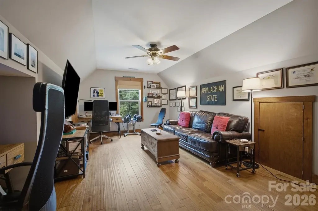 2185 Cottage Park Road Morganton NC 28655