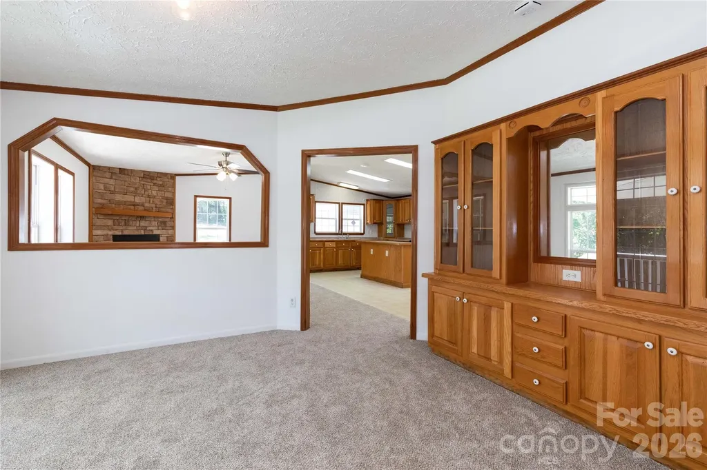 25 Sienna Drive Asheville NC 28806