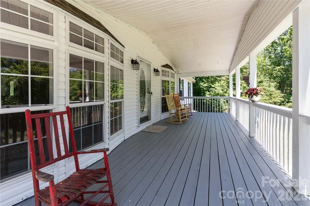 25 Sienna Drive Asheville NC 28806
