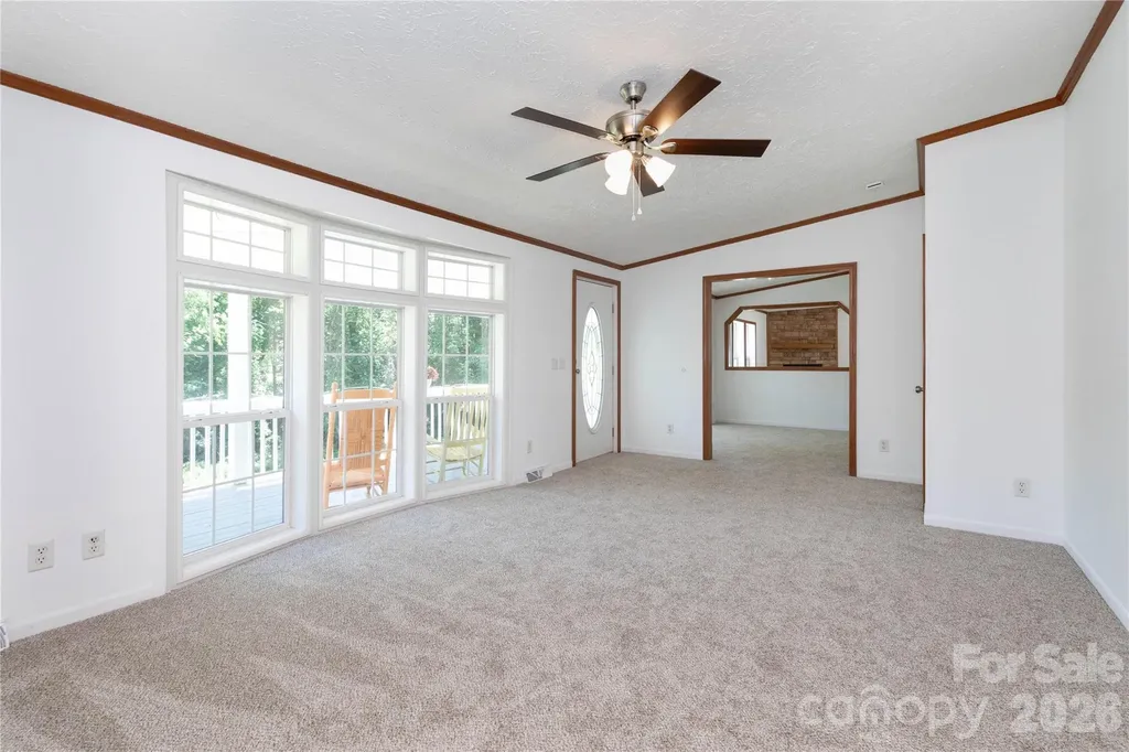 25 Sienna Drive Asheville NC 28806