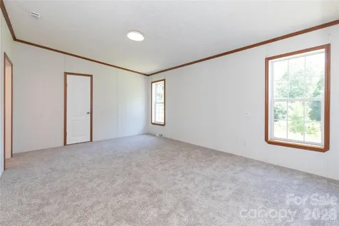 25 Sienna Drive Asheville NC 28806