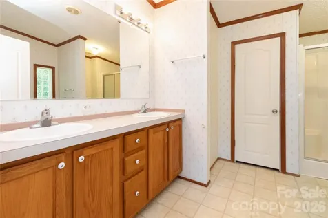 25 Sienna Drive Asheville NC 28806