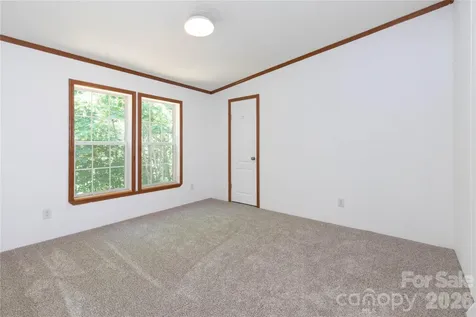 25 Sienna Drive Asheville NC 28806