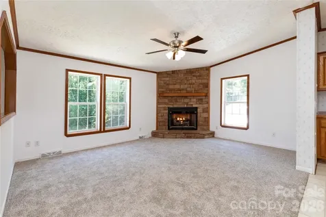25 Sienna Drive Asheville NC 28806