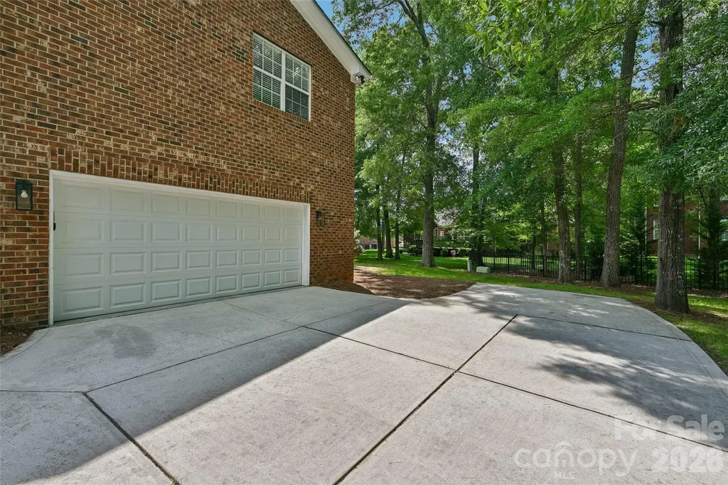 2825 Chip Shot Drive Matthews NC 28104