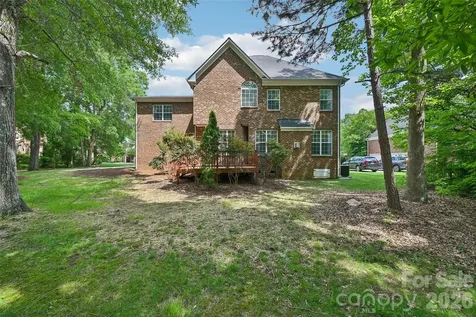 2825 Chip Shot Drive Matthews NC 28104