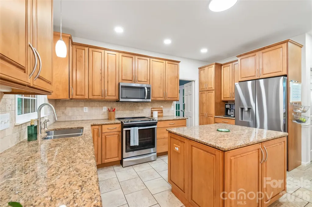 2908 Seton Drive Matthews NC 28105