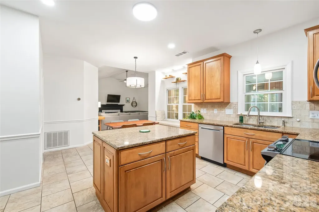 2908 Seton Drive Matthews NC 28105