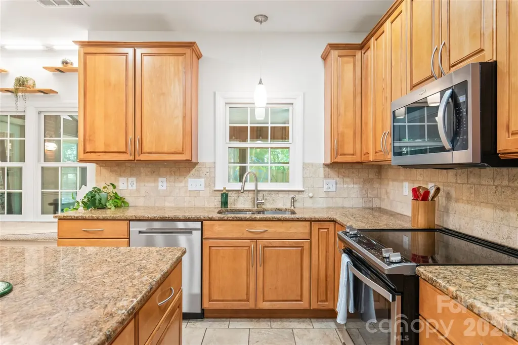 2908 Seton Drive Matthews NC 28105