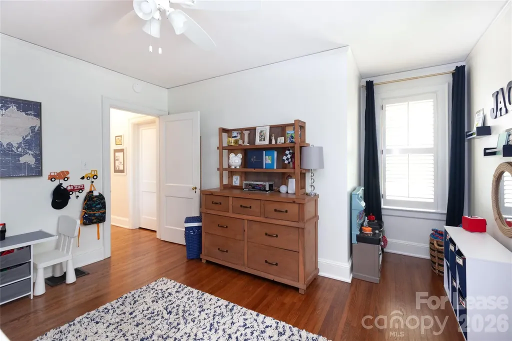 2319 Bay Street Charlotte NC 28205