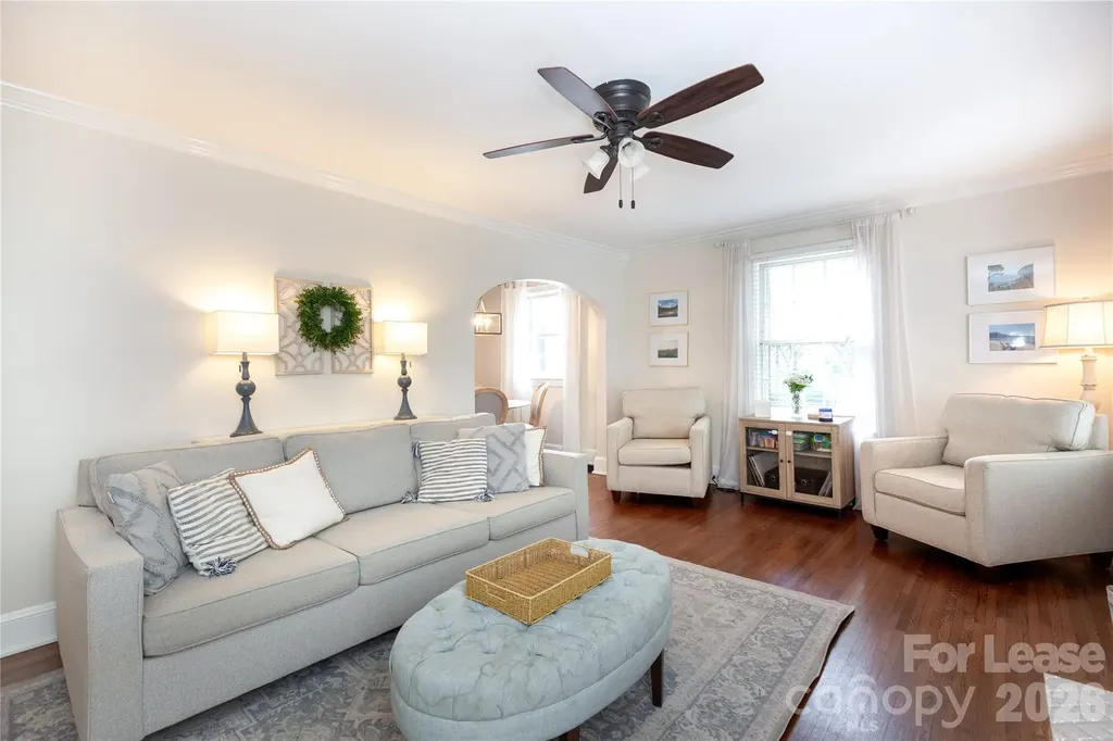 2319 Bay Street Charlotte NC 28205