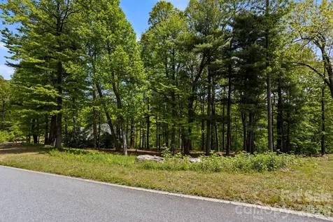 000 Hollybrook Drive Flat Rock NC 28731
