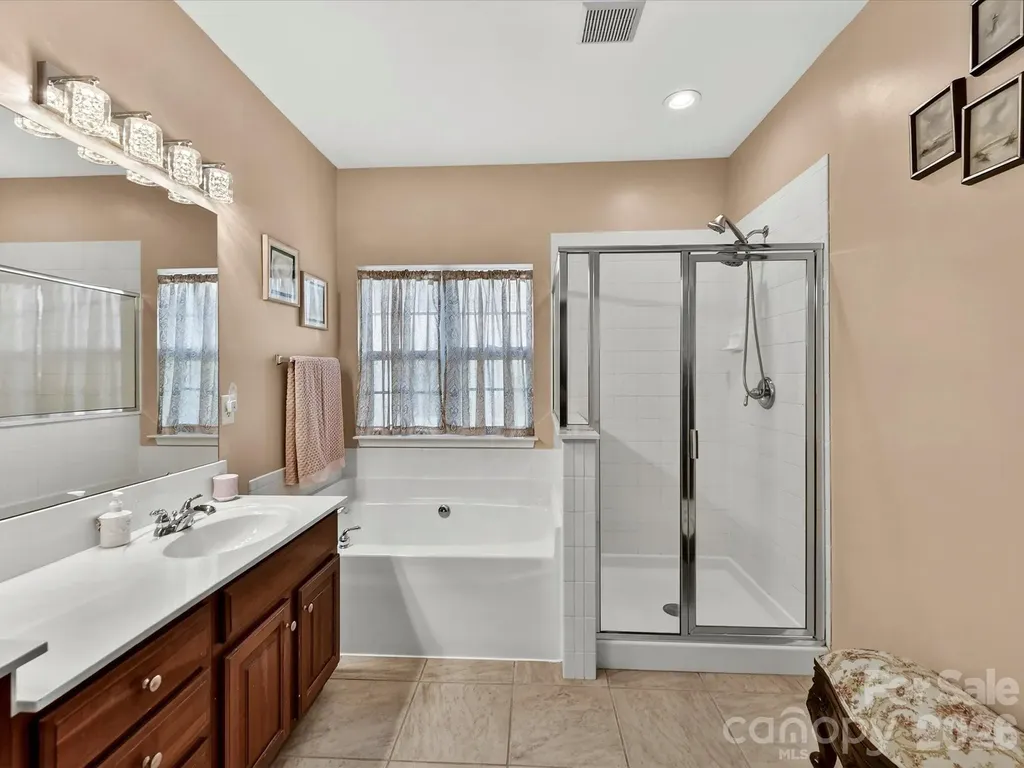 1788 Oakmont Drive Denver NC 28037
